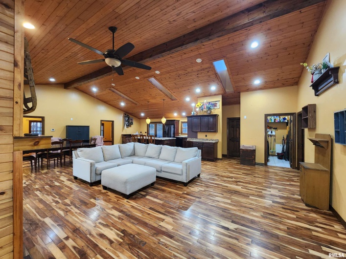 253 Ween Road, DeSoto, Illinois 62924, 7 Bedrooms Bedrooms, 0 ,4 BathroomsBathrooms,Residential,For Sale,Ween,0,RMAEB460556