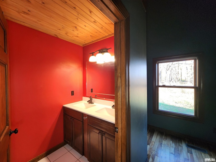 253 Ween Road, DeSoto, Illinois 62924, 7 Bedrooms Bedrooms, 0 ,4 BathroomsBathrooms,Residential,For Sale,Ween,0,RMAEB460556