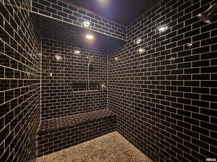 253 Ween Road, DeSoto, Illinois 62924, 7 Bedrooms Bedrooms, 0 ,4 BathroomsBathrooms,Residential,For Sale,Ween,0,RMAEB460556