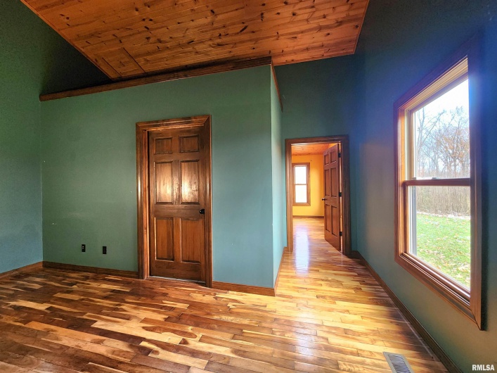 253 Ween Road, DeSoto, Illinois 62924, 7 Bedrooms Bedrooms, 0 ,4 BathroomsBathrooms,Residential,For Sale,Ween,0,RMAEB460556