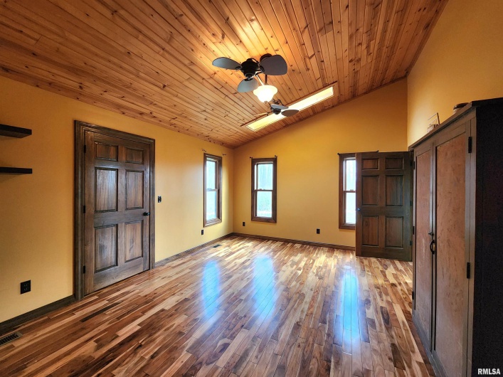 253 Ween Road, DeSoto, Illinois 62924, 7 Bedrooms Bedrooms, 0 ,4 BathroomsBathrooms,Residential,For Sale,Ween,0,RMAEB460556