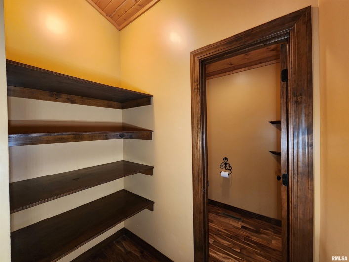 253 Ween Road, DeSoto, Illinois 62924, 7 Bedrooms Bedrooms, 0 ,4 BathroomsBathrooms,Residential,For Sale,Ween,0,RMAEB460556