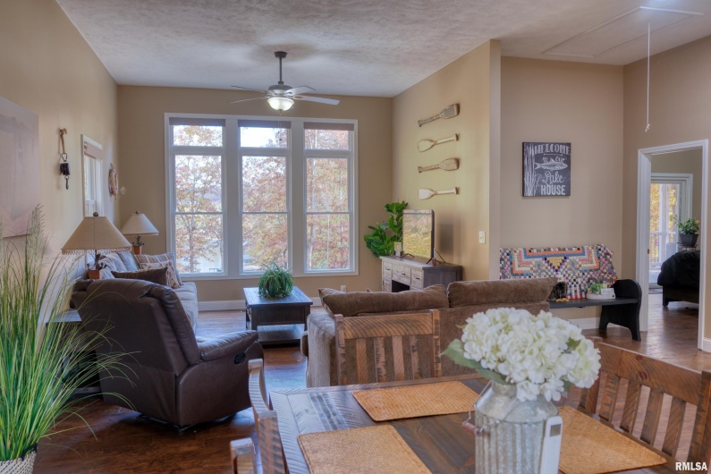 1415 Lake Shore Drive South, Goreville, Illinois 62939, 3 Bedrooms Bedrooms, 0 ,3 BathroomsBathrooms,Residential,For Sale,Lake Shore Drive South,0,RMAEB460567