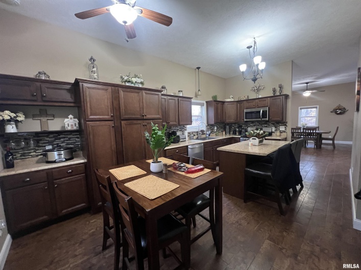 1415 Lake Shore Drive South, Goreville, Illinois 62939, 3 Bedrooms Bedrooms, 0 ,3 BathroomsBathrooms,Residential,For Sale,Lake Shore Drive South,0,RMAEB460567