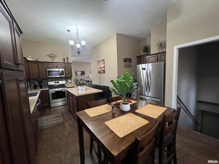 1415 Lake Shore Drive South, Goreville, Illinois 62939, 3 Bedrooms Bedrooms, 0 ,3 BathroomsBathrooms,Residential,For Sale,Lake Shore Drive South,0,RMAEB460567