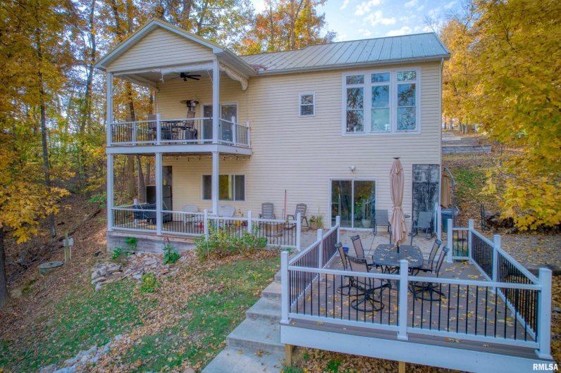 1415 Lake Shore Drive South, Goreville, Illinois 62939, 3 Bedrooms Bedrooms, 0 ,3 BathroomsBathrooms,Residential,For Sale,Lake Shore Drive South,0,RMAEB460567