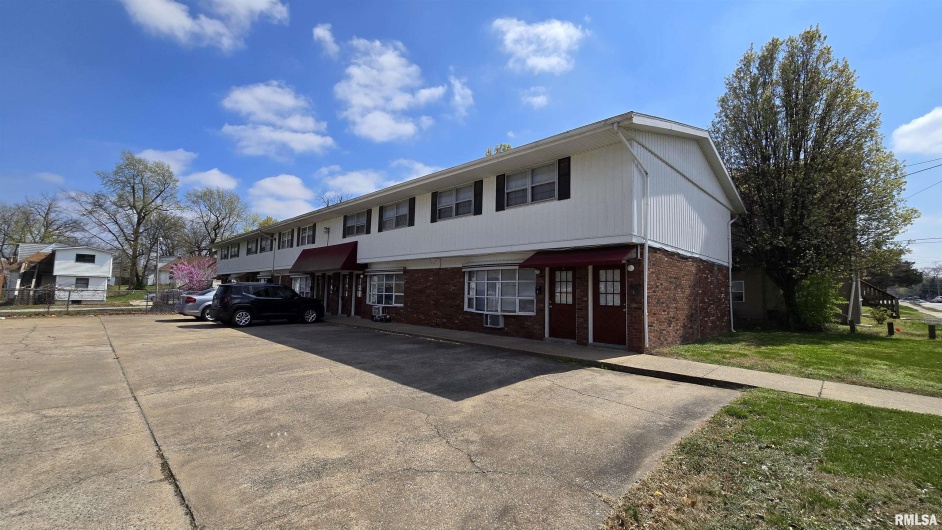 505 POPLAR Street, Carbondale, Illinois 62901, 0 , 0 ,0,Residential Income,For Sale,POPLAR,0,RMAQC4269643