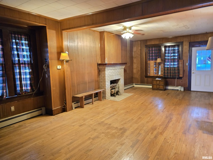 500 SLOAN Street, Harrisburg, Illinois 62946, 3 Bedrooms Bedrooms, 0 ,1 BathroomBathrooms,Residential,For Sale,SLOAN,0,RMAEB460575