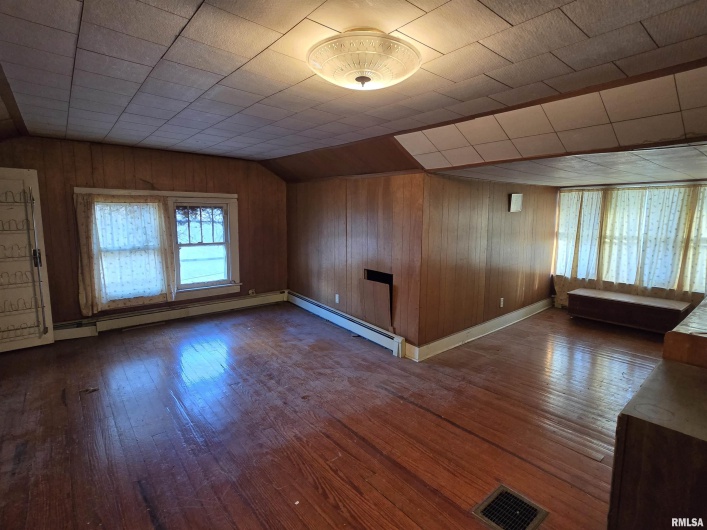 500 SLOAN Street, Harrisburg, Illinois 62946, 3 Bedrooms Bedrooms, 0 ,1 BathroomBathrooms,Residential,For Sale,SLOAN,0,RMAEB460575