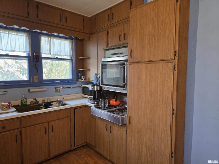 500 SLOAN Street, Harrisburg, Illinois 62946, 3 Bedrooms Bedrooms, 0 ,1 BathroomBathrooms,Residential,For Sale,SLOAN,0,RMAEB460575