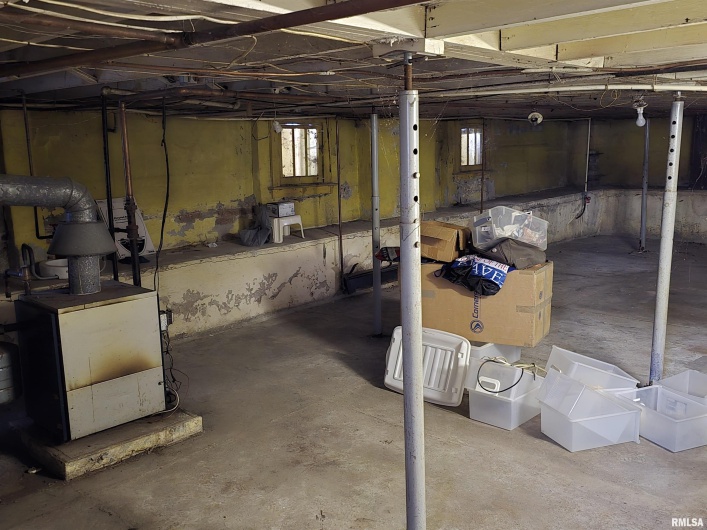 500 SLOAN Street, Harrisburg, Illinois 62946, 3 Bedrooms Bedrooms, 0 ,1 BathroomBathrooms,Residential,For Sale,SLOAN,0,RMAEB460575