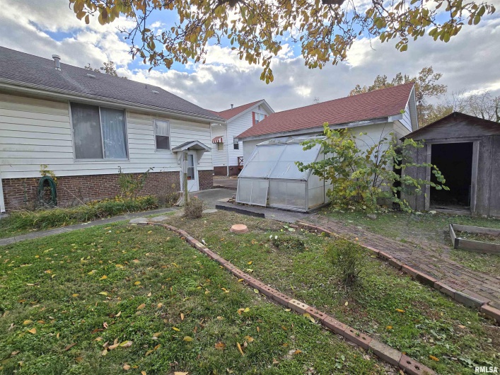 500 SLOAN Street, Harrisburg, Illinois 62946, 3 Bedrooms Bedrooms, 0 ,1 BathroomBathrooms,Residential,For Sale,SLOAN,0,RMAEB460575