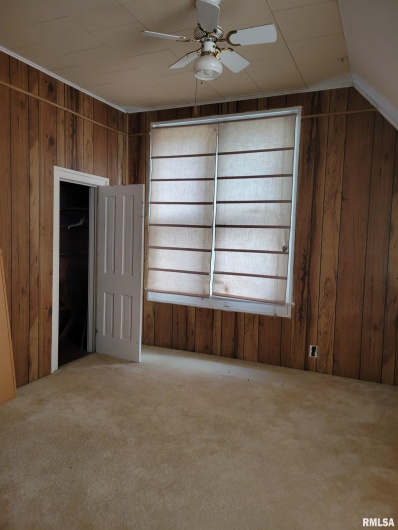 215 VIENNA Street, Anna, Illinois 62906, 2 Bedrooms Bedrooms, 0 ,1 BathroomBathrooms,Residential,For Sale,VIENNA,0,RMAEB460576