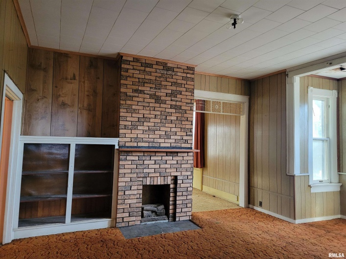 215 VIENNA Street, Anna, Illinois 62906, 2 Bedrooms Bedrooms, 0 ,1 BathroomBathrooms,Residential,For Sale,VIENNA,0,RMAEB460576