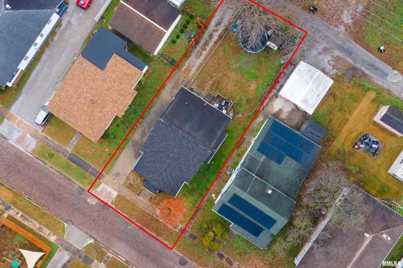 2018 CLARKE Street, Murphysboro, Illinois 62966, 2 Bedrooms Bedrooms, 0 ,1 BathroomBathrooms,Residential,For Sale,CLARKE,0,RMAEB460579