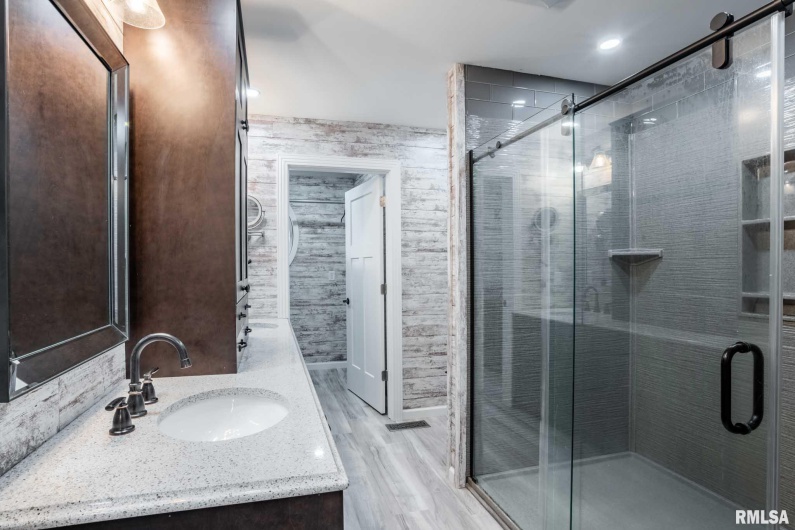 1901 Spring Garden Road, Marion, Illinois 62959, 4 Bedrooms Bedrooms, 0 ,3 BathroomsBathrooms,Residential,For Sale,Spring Garden,0,RMAQC4269668