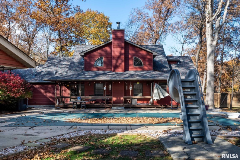 1901 Spring Garden Road, Marion, Illinois 62959, 4 Bedrooms Bedrooms, 0 ,3 BathroomsBathrooms,Residential,For Sale,Spring Garden,0,RMAQC4269668