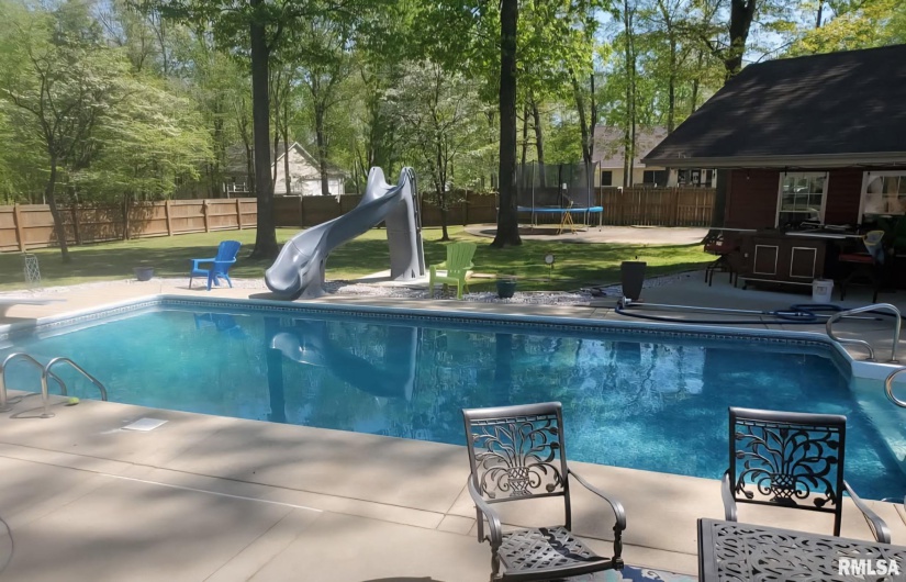 1901 Spring Garden Road, Marion, Illinois 62959, 4 Bedrooms Bedrooms, 0 ,3 BathroomsBathrooms,Residential,For Sale,Spring Garden,0,RMAQC4269668