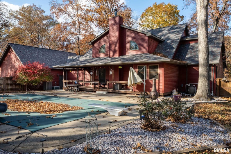 1901 Spring Garden Road, Marion, Illinois 62959, 4 Bedrooms Bedrooms, 0 ,3 BathroomsBathrooms,Residential,For Sale,Spring Garden,0,RMAQC4269668