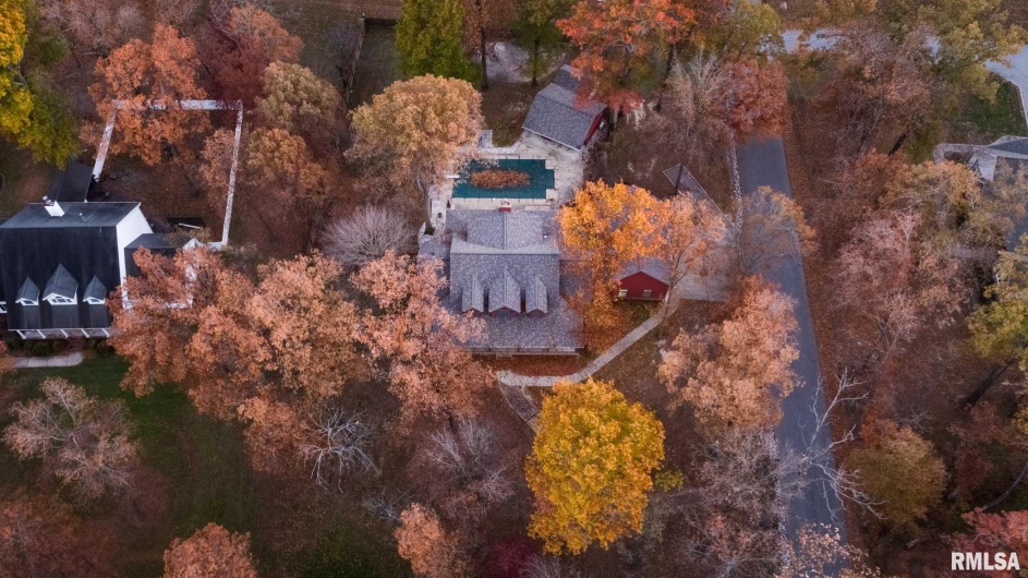 1901 Spring Garden Road, Marion, Illinois 62959, 4 Bedrooms Bedrooms, 0 ,3 BathroomsBathrooms,Residential,For Sale,Spring Garden,0,RMAQC4269668