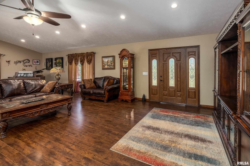 3860 BOYD Road, Anna, Illinois 62906, 4 Bedrooms Bedrooms, 0 ,2 BathroomsBathrooms,Residential,For Sale,BOYD,0,RMAEB459600