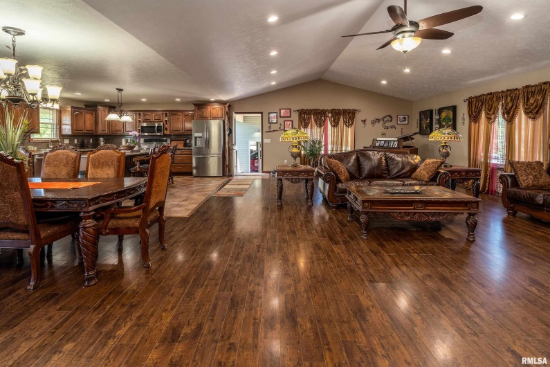 3860 BOYD Road, Anna, Illinois 62906, 4 Bedrooms Bedrooms, 0 ,2 BathroomsBathrooms,Residential,For Sale,BOYD,0,RMAEB459600