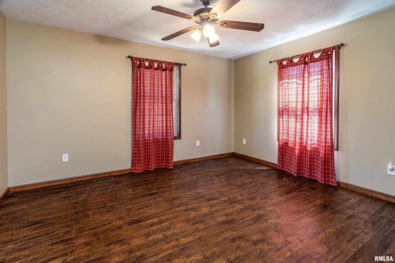 3860 BOYD Road, Anna, Illinois 62906, 4 Bedrooms Bedrooms, 0 ,2 BathroomsBathrooms,Residential,For Sale,BOYD,0,RMAEB459600