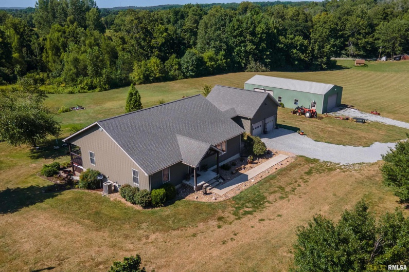 3860 BOYD Road, Anna, Illinois 62906, 4 Bedrooms Bedrooms, 0 ,2 BathroomsBathrooms,Residential,For Sale,BOYD,0,RMAEB459600