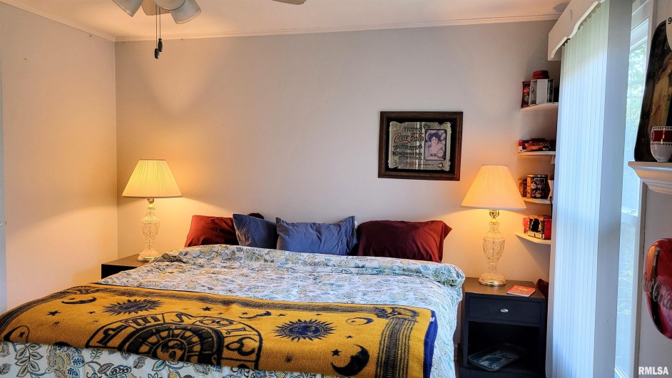 202 Westernaire Drive, Marion, Illinois 62959, 3 Bedrooms Bedrooms, 0 ,2 BathroomsBathrooms,Residential,For Sale,Westernaire,0,RMAEB460584