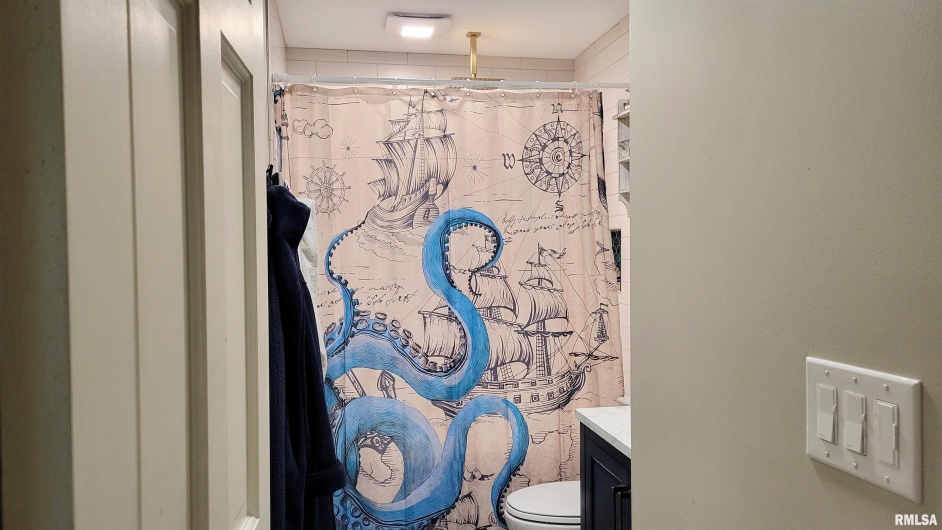 202 Westernaire Drive, Marion, Illinois 62959, 3 Bedrooms Bedrooms, 0 ,2 BathroomsBathrooms,Residential,For Sale,Westernaire,0,RMAEB460584