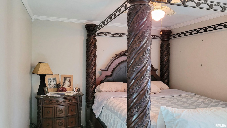 202 Westernaire Drive, Marion, Illinois 62959, 3 Bedrooms Bedrooms, 0 ,2 BathroomsBathrooms,Residential,For Sale,Westernaire,0,RMAEB460584