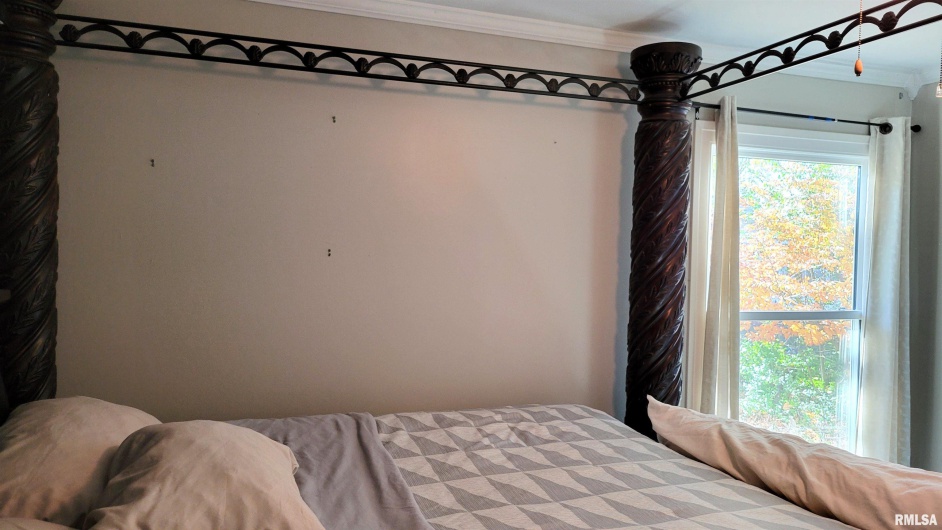 202 Westernaire Drive, Marion, Illinois 62959, 3 Bedrooms Bedrooms, 0 ,2 BathroomsBathrooms,Residential,For Sale,Westernaire,0,RMAEB460584