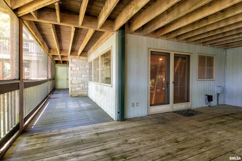 1165 Lake Shore Drive North Drive, Goreville, Illinois 62995, 4 Bedrooms Bedrooms, 0 ,3 BathroomsBathrooms,Residential,For Sale,Lake Shore Drive North,0,RMAEB460586