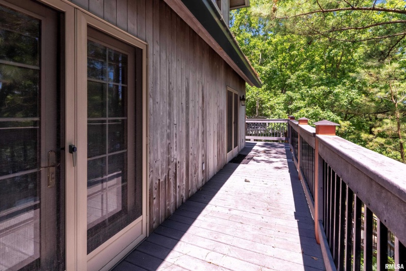 1165 Lake Shore Drive North Drive, Goreville, Illinois 62995, 4 Bedrooms Bedrooms, 0 ,3 BathroomsBathrooms,Residential,For Sale,Lake Shore Drive North,0,RMAEB460586