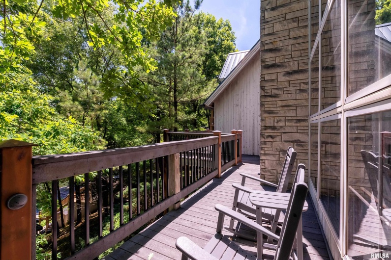 1165 Lake Shore Drive North Drive, Goreville, Illinois 62995, 4 Bedrooms Bedrooms, 0 ,3 BathroomsBathrooms,Residential,For Sale,Lake Shore Drive North,0,RMAEB460586