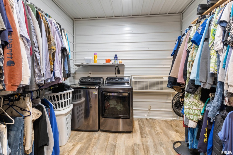 221 Gore Street, Goreville, Illinois 62939, 1 Bedroom Bedrooms, 0 ,1 BathroomBathrooms,Residential,For Sale,Gore,0,RMAEB460587