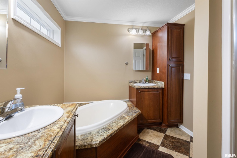 221 Gore Street, Goreville, Illinois 62939, 1 Bedroom Bedrooms, 0 ,1 BathroomBathrooms,Residential,For Sale,Gore,0,RMAEB460587