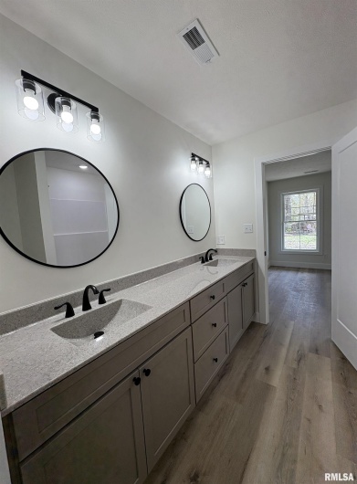 209 MADISON Street, Cambria, Illinois 62915, 3 Bedrooms Bedrooms, 0 ,2 BathroomsBathrooms,Residential,For Sale,MADISON,0,RMAEB460347