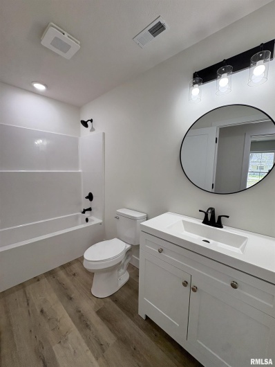 209 MADISON Street, Cambria, Illinois 62915, 3 Bedrooms Bedrooms, 0 ,2 BathroomsBathrooms,Residential,For Sale,MADISON,0,RMAEB460347