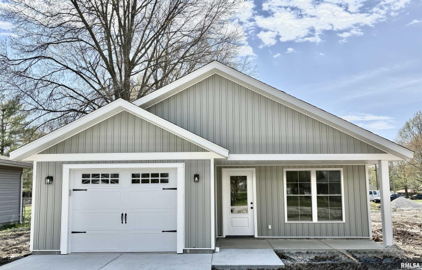 209 MADISON Street, Cambria, Illinois 62915, 3 Bedrooms Bedrooms, 0 ,2 BathroomsBathrooms,Residential,For Sale,MADISON,0,RMAEB460347