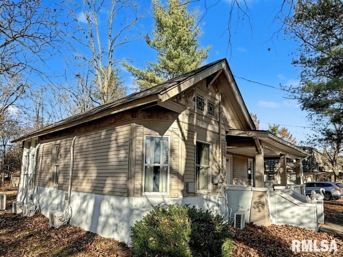 901 22ND Street, Herrin, Illinois 62948, 2 Bedrooms Bedrooms, 0 ,2 BathroomsBathrooms,Residential,For Sale,22ND,0,RMAQC4269688