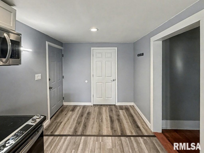 901 22ND Street, Herrin, Illinois 62948, 2 Bedrooms Bedrooms, 0 ,2 BathroomsBathrooms,Residential,For Sale,22ND,0,RMAQC4269688