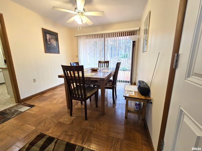 567 UNION GROVE Road, Carbondale, Illinois 62901, 3 Bedrooms Bedrooms, 0 ,3 BathroomsBathrooms,Residential,For Sale,UNION GROVE,0,RMAEB460605