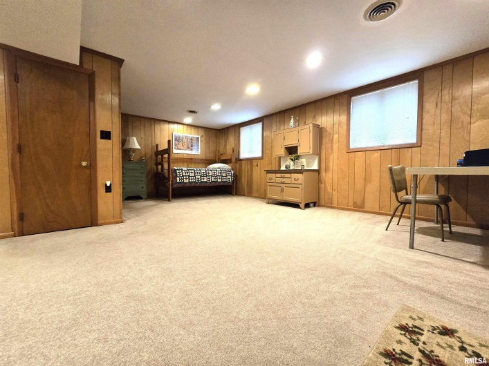 567 UNION GROVE Road, Carbondale, Illinois 62901, 3 Bedrooms Bedrooms, 0 ,3 BathroomsBathrooms,Residential,For Sale,UNION GROVE,0,RMAEB460605