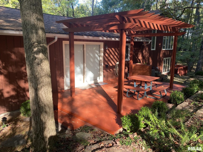 567 UNION GROVE Road, Carbondale, Illinois 62901, 3 Bedrooms Bedrooms, 0 ,3 BathroomsBathrooms,Residential,For Sale,UNION GROVE,0,RMAEB460605