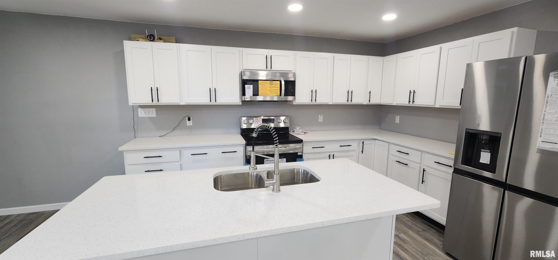 7306 Norris Drive, Marion, Illinois 62959, 3 Bedrooms Bedrooms, 0 ,2 BathroomsBathrooms,Residential,For Sale,Norris,0,RMAEB460609