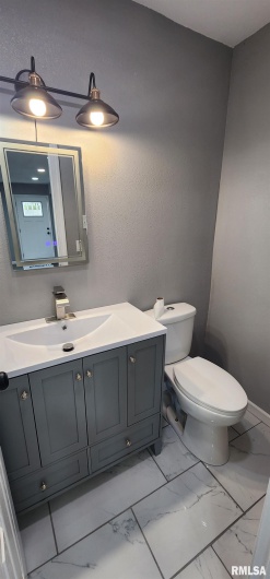 7306 Norris Drive, Marion, Illinois 62959, 3 Bedrooms Bedrooms, 0 ,2 BathroomsBathrooms,Residential,For Sale,Norris,0,RMAEB460609