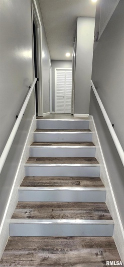 7306 Norris Drive, Marion, Illinois 62959, 3 Bedrooms Bedrooms, 0 ,2 BathroomsBathrooms,Residential,For Sale,Norris,0,RMAEB460609