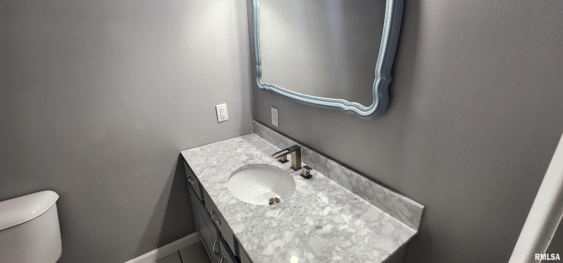 7306 Norris Drive, Marion, Illinois 62959, 3 Bedrooms Bedrooms, 0 ,2 BathroomsBathrooms,Residential,For Sale,Norris,0,RMAEB460609