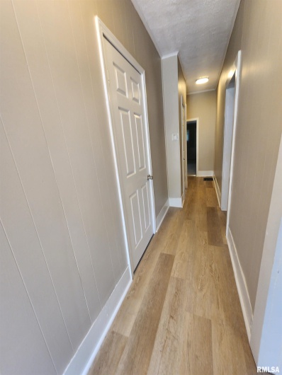 611 CHERRY Street, Carbondale, Illinois 62901, 4 Bedrooms Bedrooms, 0 ,1 BathroomBathrooms,Residential,For Sale,CHERRY,0,RMAEB459581